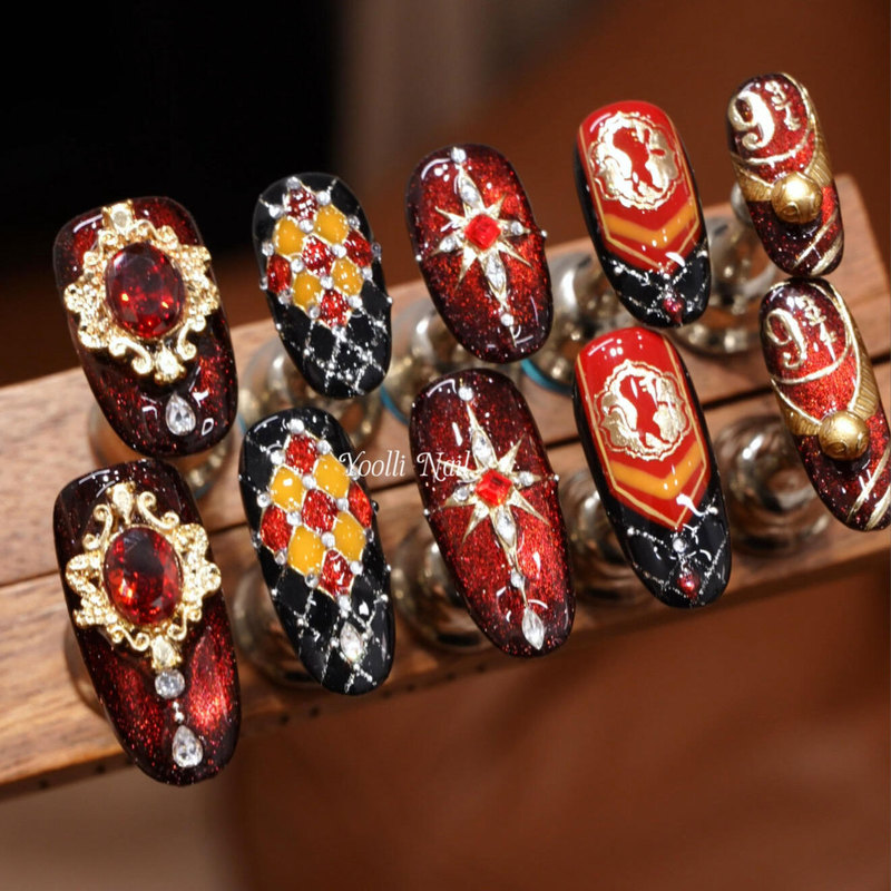 Yuli【Gryffindor】Purely Handmade Wearable Nails Harry Potter Lion House Sparkling Cat Eye 5A Zircon Diamond Nail Art