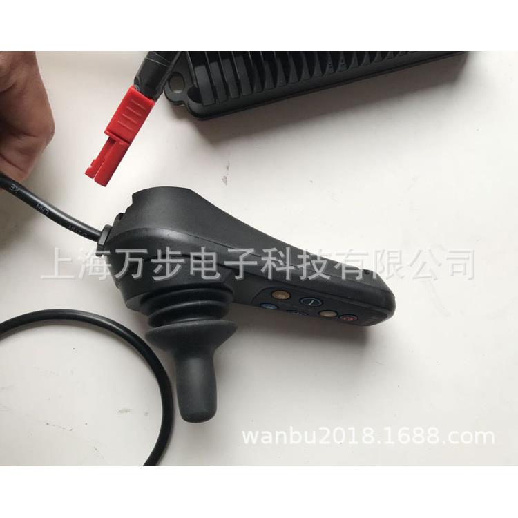 奔瑞电动轮椅如何做到折叠轻便便携?智能全自动手柄遥控满足2025年新国标吗?