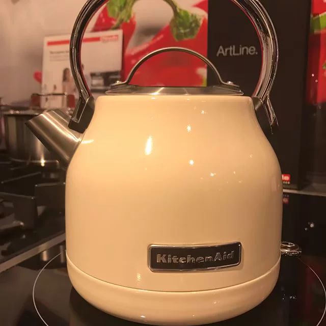 Немецкая прямая почтовая закупка Kitchenaid 5KEK1222EER нержавеющая сталь электрический чайник чайник 1.2 л 1.2 л