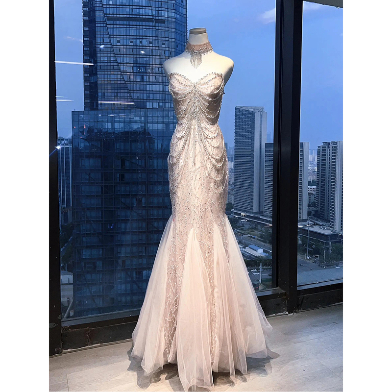 High-End Evening Dress with Exquisite Craftsmanship, Unique and Elegant Style, Perfect for Student Birthday Parties, Coming-Of-Age Ceremonies, and as a Host's Outfit, Featuring a Strapless Mermaid Silhouette with Sequins