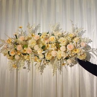 Champagne color flower row finished wedding wedding hall props simulated fake flower path lead flower t platform row decorative flowers