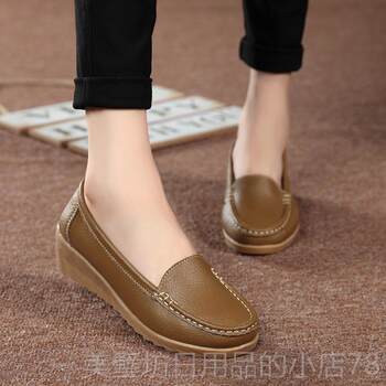 High-end spring and autumn flat-soled women's shoes, mother's soft-soled versatile casual shoes, white women's single shoes, cow-soled work shoes
