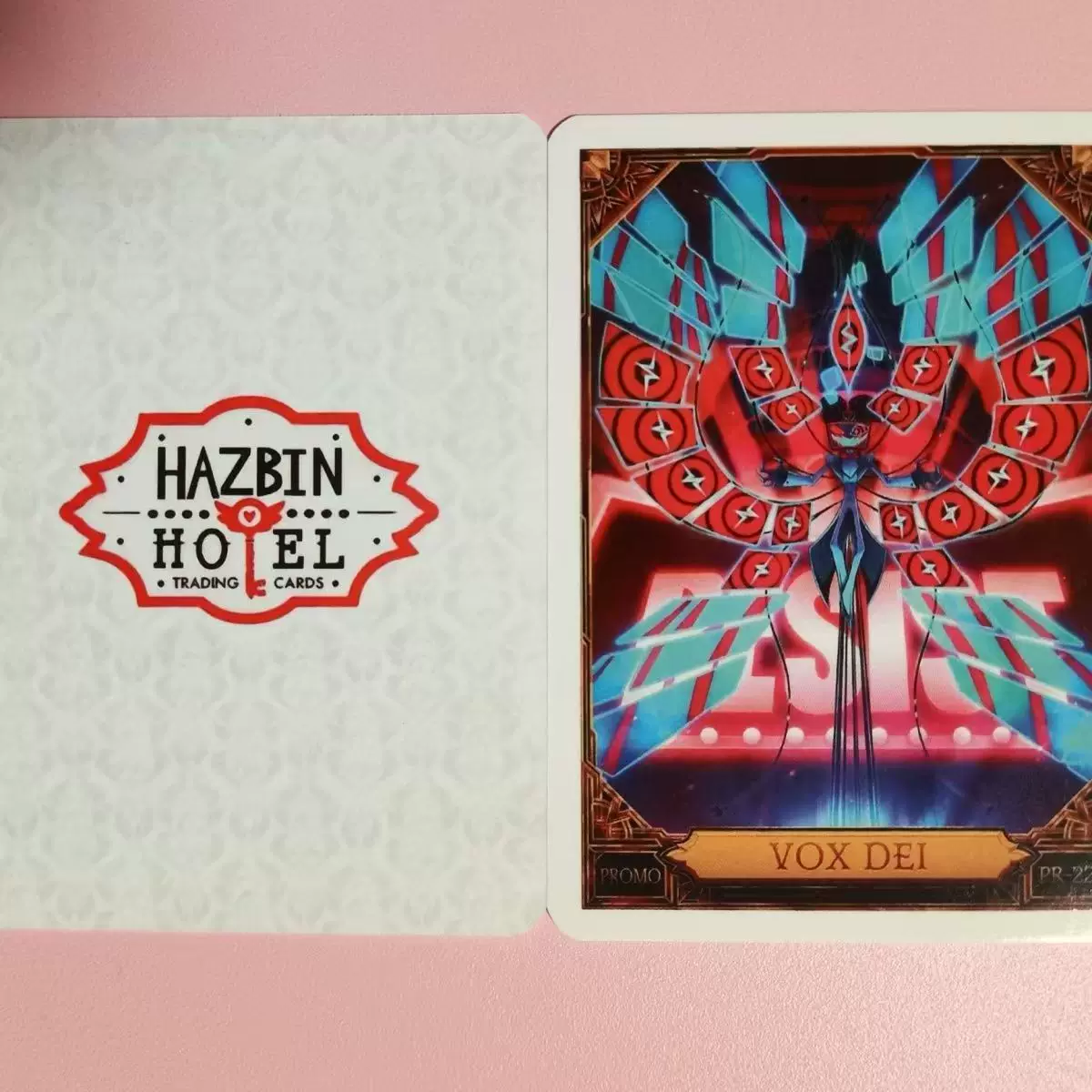 Коллекционная карта Hazbin Hotel Alastor Vox Lifetime, лимитированная, с голографией и стандартная