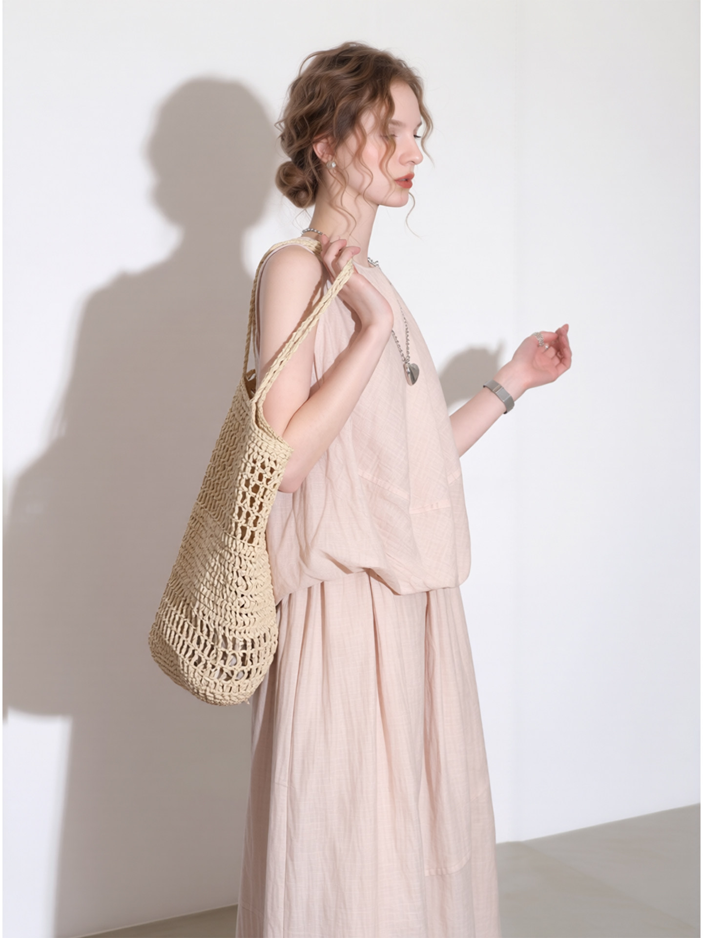 Pink Tencel Round Neck Sleeveless Suit for Women 2026 Summer New French Gentle Style Niche Design Two-piece Set