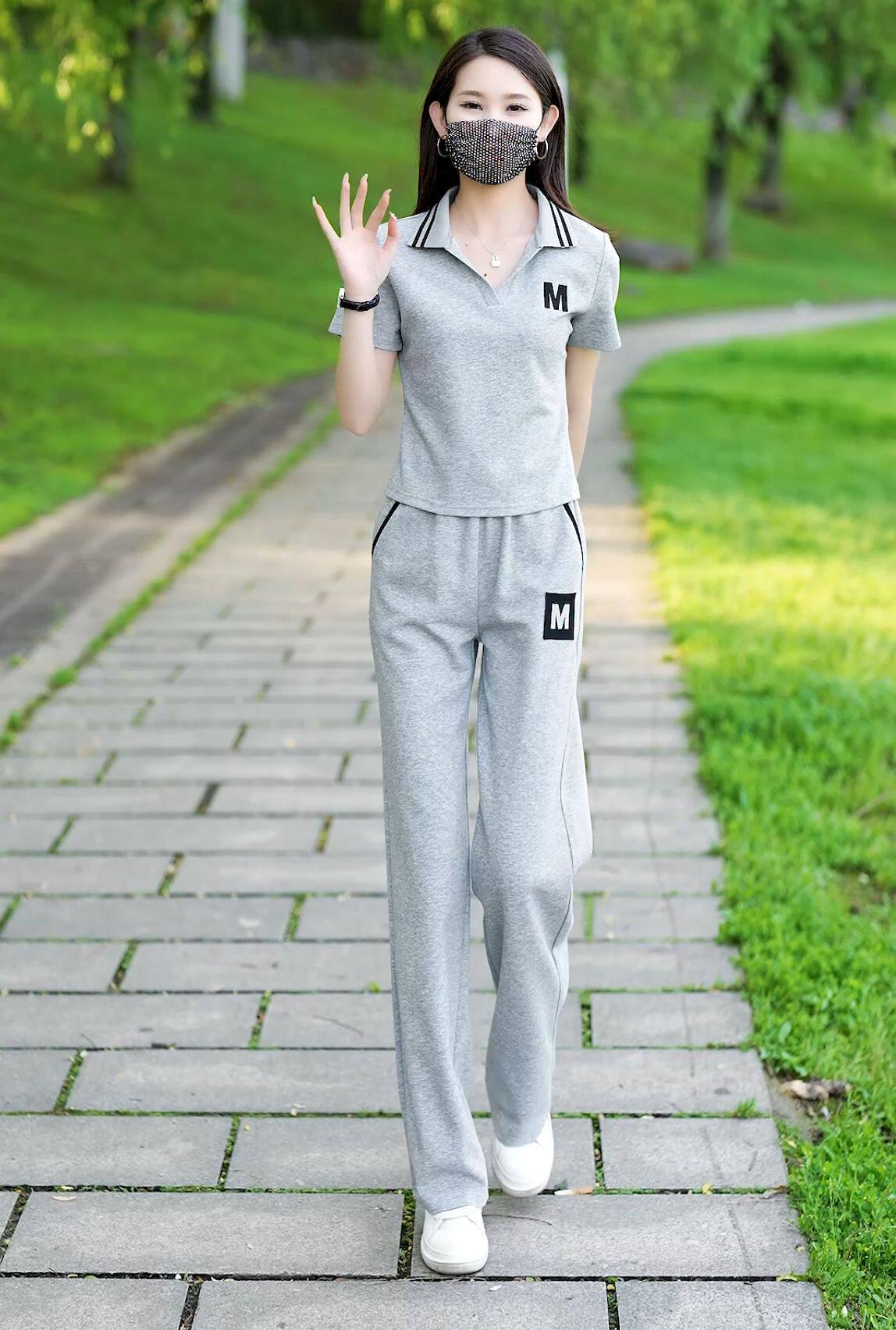 10018.jpg