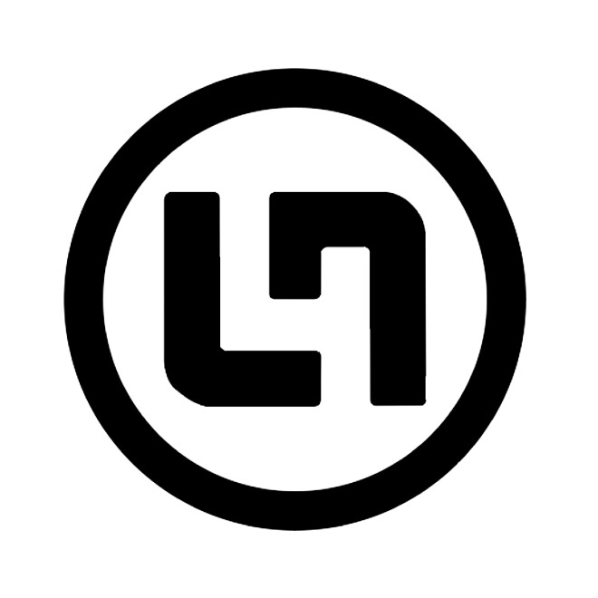 四度户外用品店的LOGO