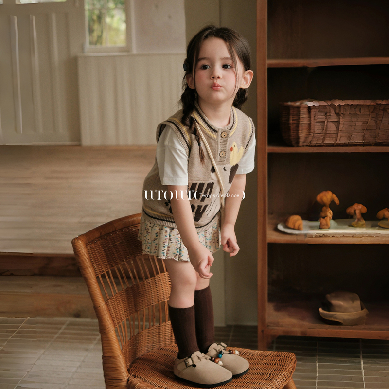 Big-Eared Elephant Girl Cartoon Jacquard Sweater Vest 2026 Autumn New Style Baby Casual Knitted Vest Top Trendy