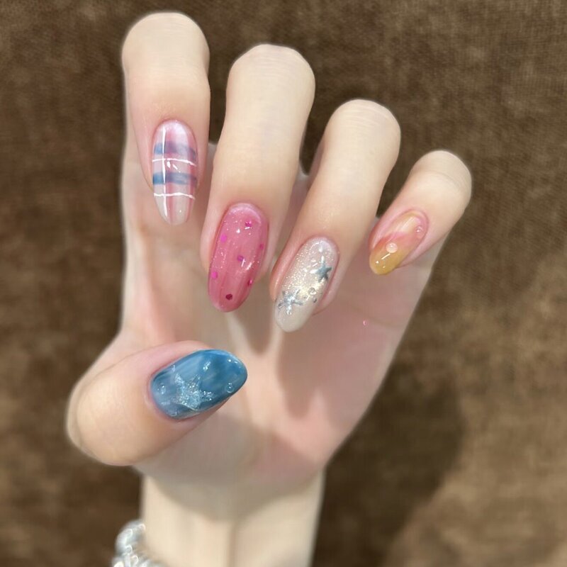 Colorful Gradient Smudged Wearable Nails Dopamine Fake Nails That Enhance Complexion, Gentle and Elegant, High-End Nail Art Manicure
