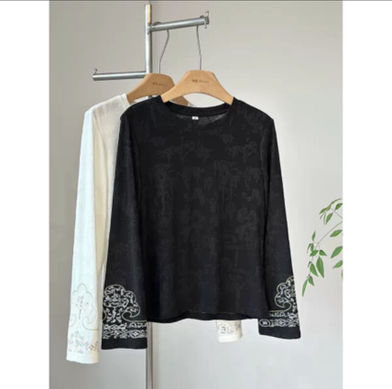 New Chinese-Style Embroidered Round-Neck Slim-Fit Versatile Long-Sleeve Women's Base Shirt 261010 New Chinese-Style Embroidered Round-Neck Slim-Fit Versatile Long-Sleeve Women's Base Shirt 261010