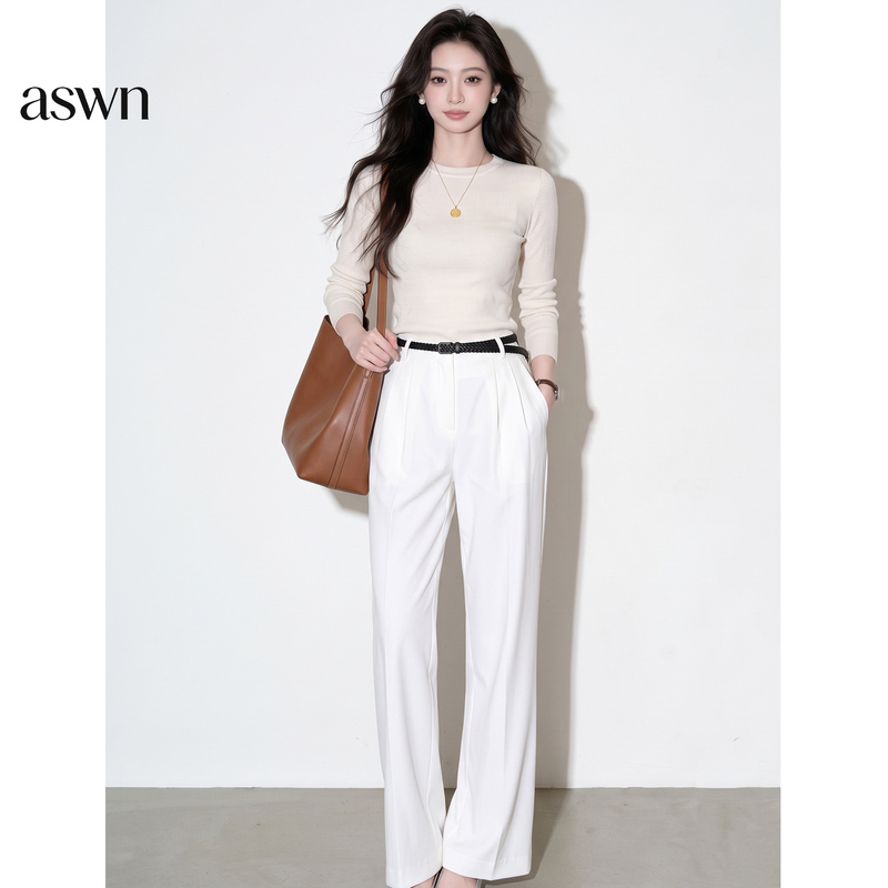 Minimalist Intellectual Style Outfit: a Complete Set of Off-White Knit Sweater and Pants Two-Piece Suit for Women, Autumn 2026 New Model Minimalist Intellectual Style Outfit: a Complete Set of Off-White Knit Sweater and Pants Two-Piece Suit for Women, Autumn 2026 New Model