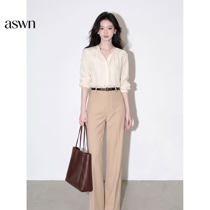Light and Sophisticated Style, a Complete Outfit with a Milky White Shirt and Apricot-Colored Pants, Two-Piece Women's Autumn Outfit, 2026 New Style