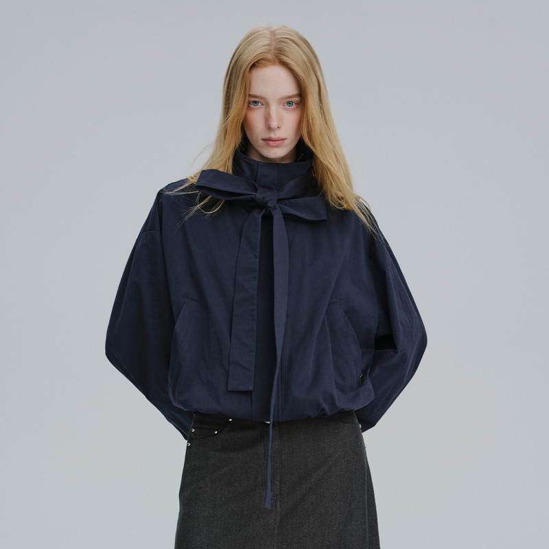 Gigilism Bow-Tie Cropped Collar Jacket
