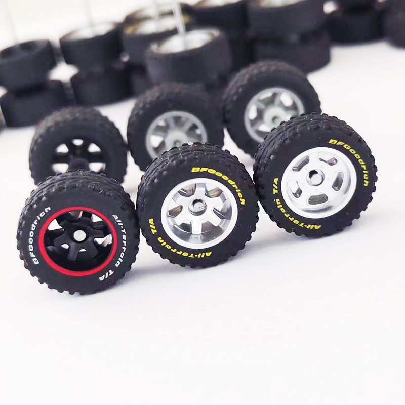 1:64 Off-Road Modified Rubber Tires Alloy Car Model Wheels 14mm Rubber Tires Hot Wheels Tomica Te37