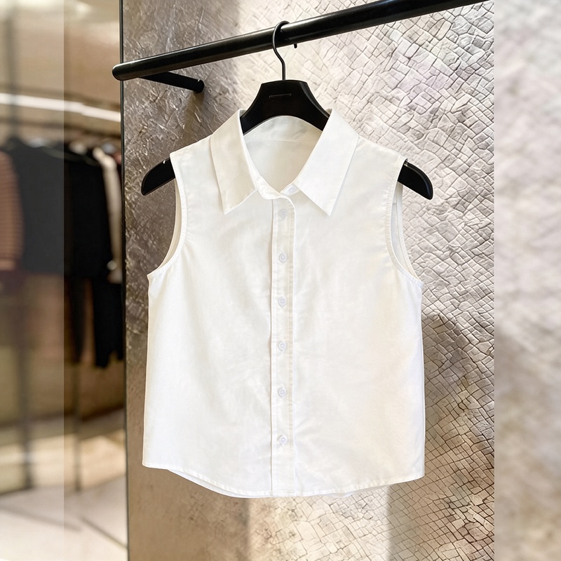 This Year's Trendy Beautiful Single-Breasted Sleeveless Shirt for Women Features a Stylish Design, White Casual Versatile Polo Collar Vest for Summer This Year's Trendy Beautiful Single-Breasted Sleeveless Shirt for Women Features a Stylish Design, White Casual Versatile Polo Collar Vest for Summer