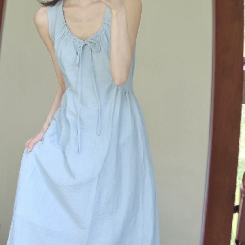 French-Style Lazy Style Blue U-Neck Sleeveless Dress for Women with Waist Tie and Long Holiday Dress