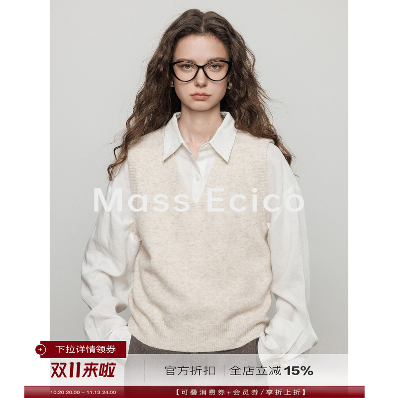 Mass Ecico Old Money Style Apricot V-Neck Knitted Vest for Women, Spring and Autumn Outfit, Layered Sleeveless Top Mass Ecico Old Money Style Apricot V-Neck Knitted Vest for Women, Spring and Autumn Outfit, Layered Sleeveless Top