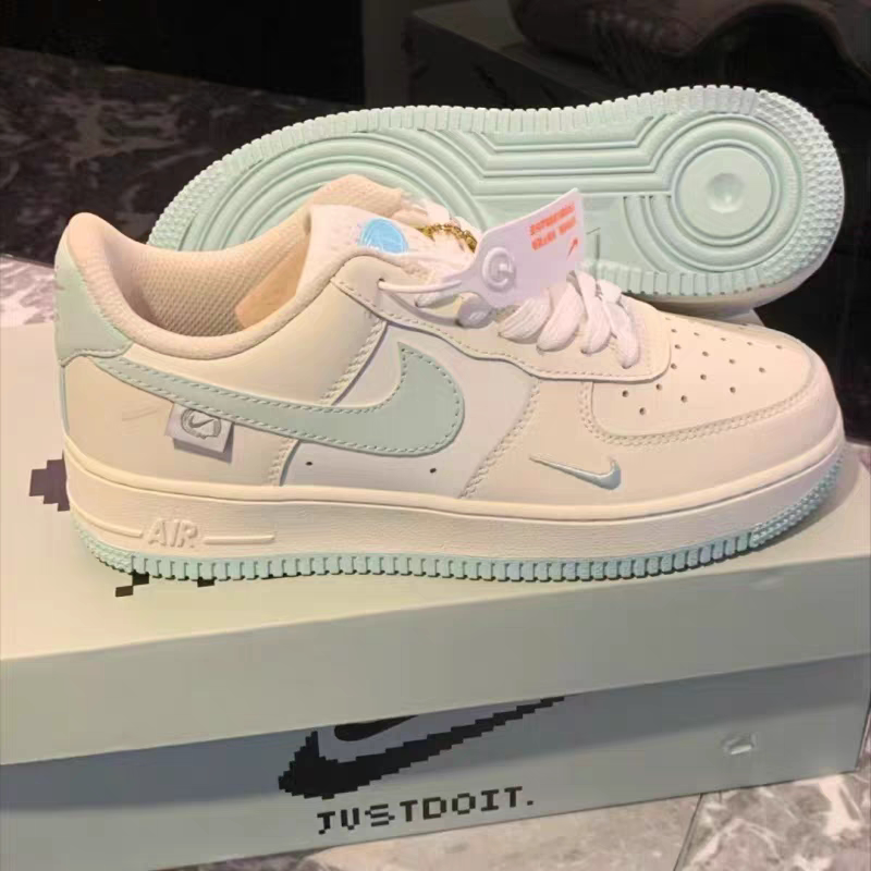Nike Air Max Pre-Day Milk White Rubber Sole Retro Air Cushion Casual Men's and Women's Shoes Dr1008 Nike Air Max Pre-Day Milk White Rubber Sole Retro Air Cushion Casual Men's and Women's Shoes Dr1008