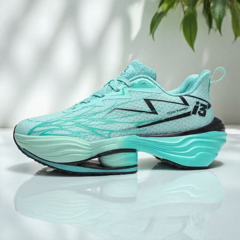 Ultra-Light Chinese-Style Rule-Breaking Running Shoes with Carbon Plate for Racing, Physical Testing, Shock Absorption, Rebound, Student and Couple Sports Shoes