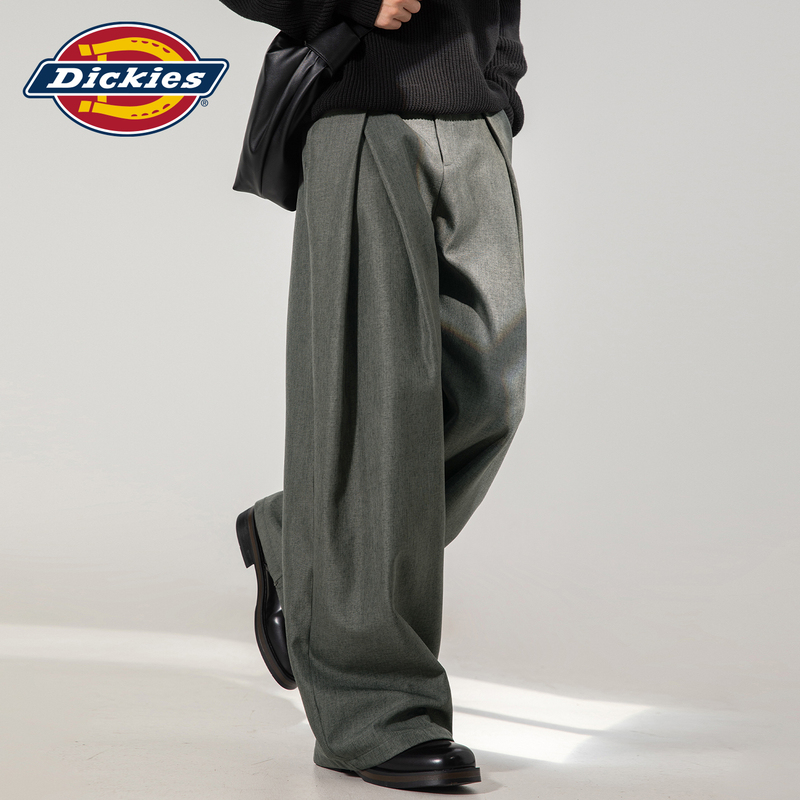 Dickies Old Money Style Pleated Retro Scimitar Trousers for Men 2026 Autumn Commuter High Street Wide-Leg Casual Long Pants Dickies Old Money Style Pleated Retro Scimitar Trousers for Men 2026 Autumn Commuter High Street Wide-Leg Casual Long Pants