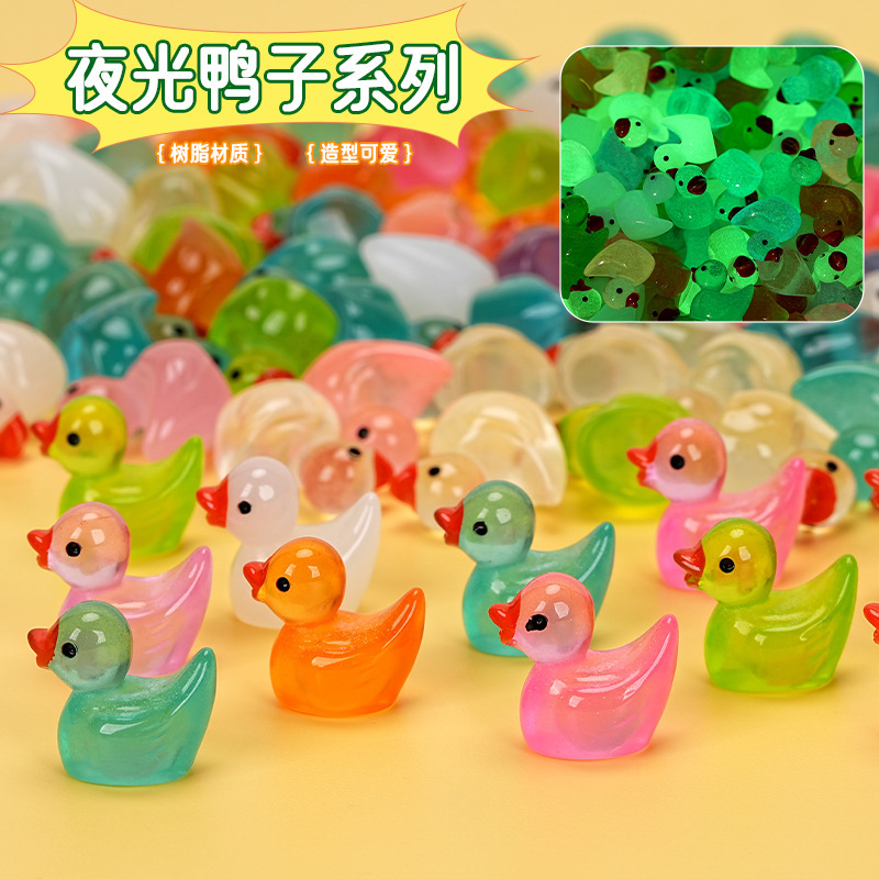 Little Duck Luminous Toy Desktop Decoration Mini Yellow Duck Handmade DIY Ornaments Miniature Ornaments Simulated Duckling