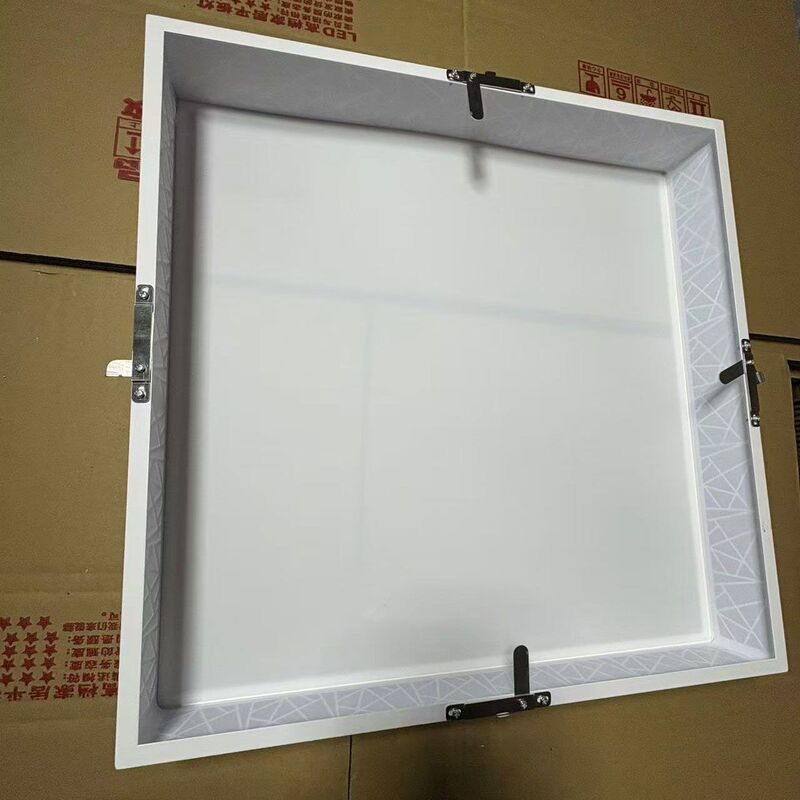 Square Clip-On Lampshade Ceiling Light Cover, Simple Design for Room, Bedroom, Study, Living Room, Anti-Glare Accessory Square Clip-On Lampshade Ceiling Light Cover, Simple Design for Room, Bedroom, Study, Living Room, Anti-Glare Accessory