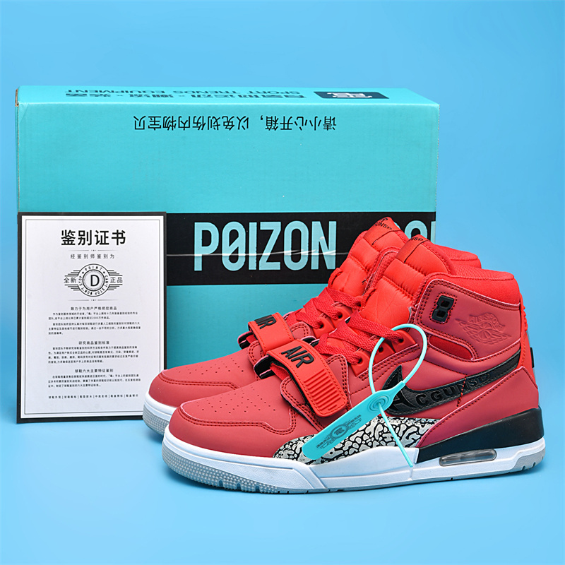 Everyone Around Me Is Buying Practical Boots, Aj312 Men's High-Top Air-Cushioned Shock-Absorbing Basketball Shoes, and Women's Sports Shoes for the Year of the Horse Everyone Around Me Is Buying Practical Boots, Aj312 Men's High-Top Air-Cushioned Shock-Absorbing Basketball Shoes, and Women's Sports Shoes for the Year of the Horse