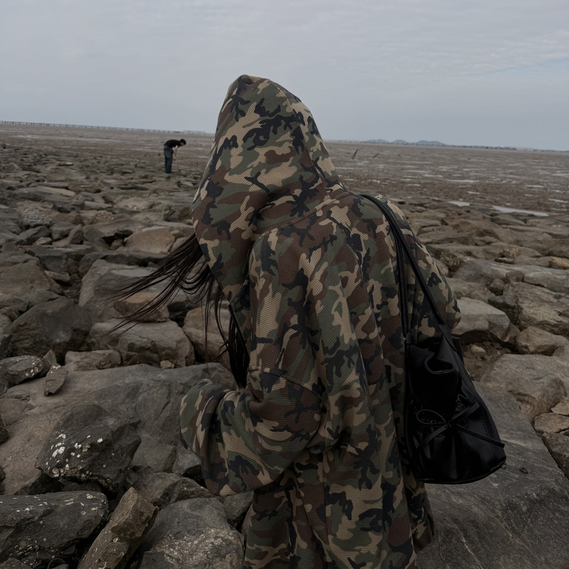 Xlitclub Distressed Camouflage Waffle Hooded Zip-Up Jacket, Unisex Style