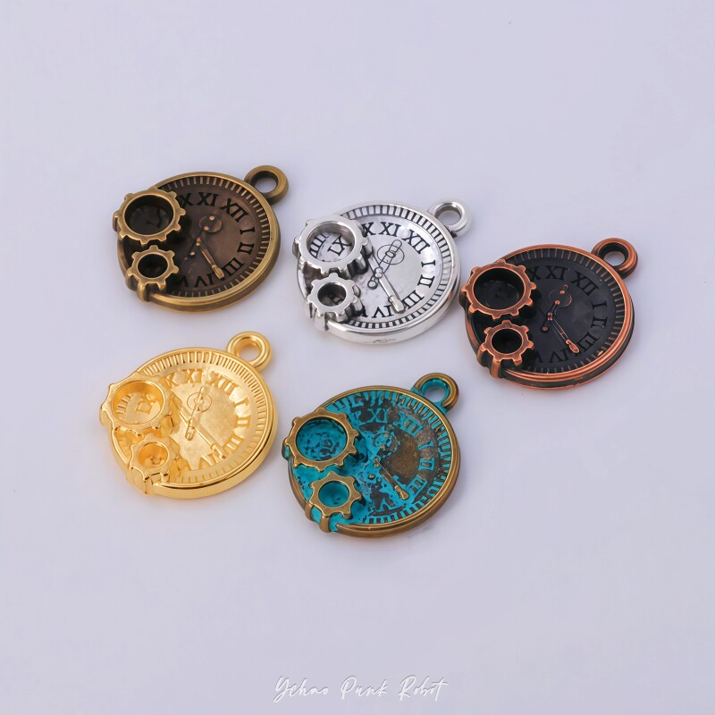 Trendy! Steampunk Robot DIY Accessory Parts Vintage Clock Gear Pendant Alloy Mini Parts