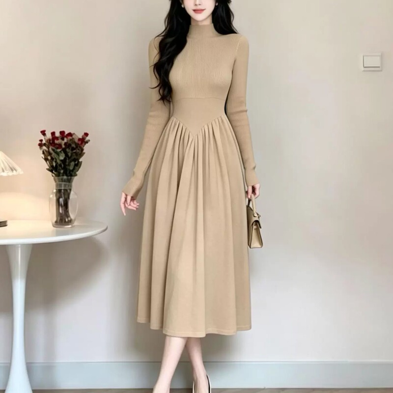 High-End French-Style Half-High Collar Knitted Long-Sleeve Dress for Autumn and Winter, Paired with a Coat, Slim-Fitting Base Sweater Dress High-End French-Style Half-High Collar Knitted Long-Sleeve Dress for Autumn and Winter, Paired with a Coat, Slim-Fitting Base Sweater Dress