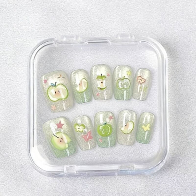 Spring Apple Ice Wine Crushed Ice Sparkling Cat Eye Wearable Nails Short Style Whitening Gradient Green Exquisite Three-Dimensional Effect