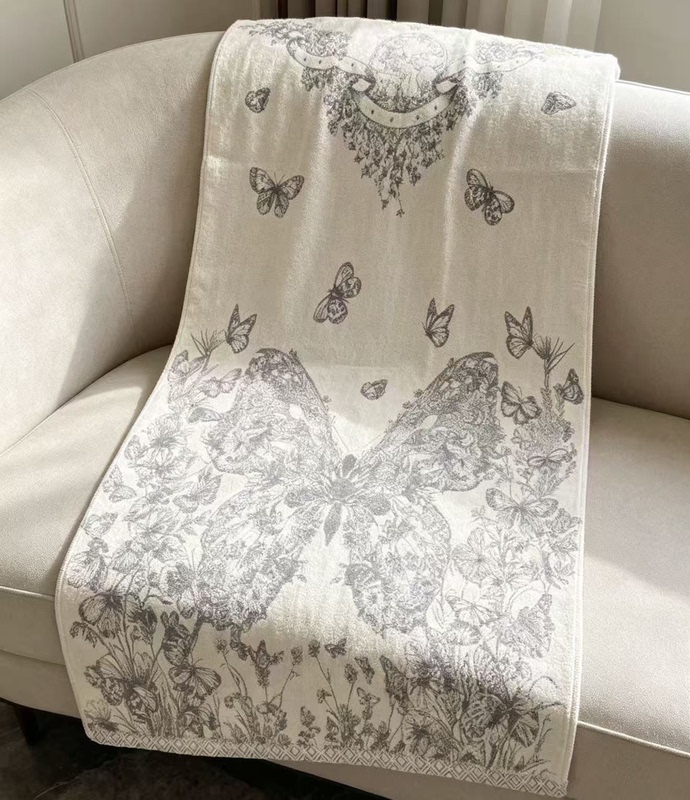 (Butterfly Dance-Bath Towel) 75*150 Comfortable and Breathable Bath Towel