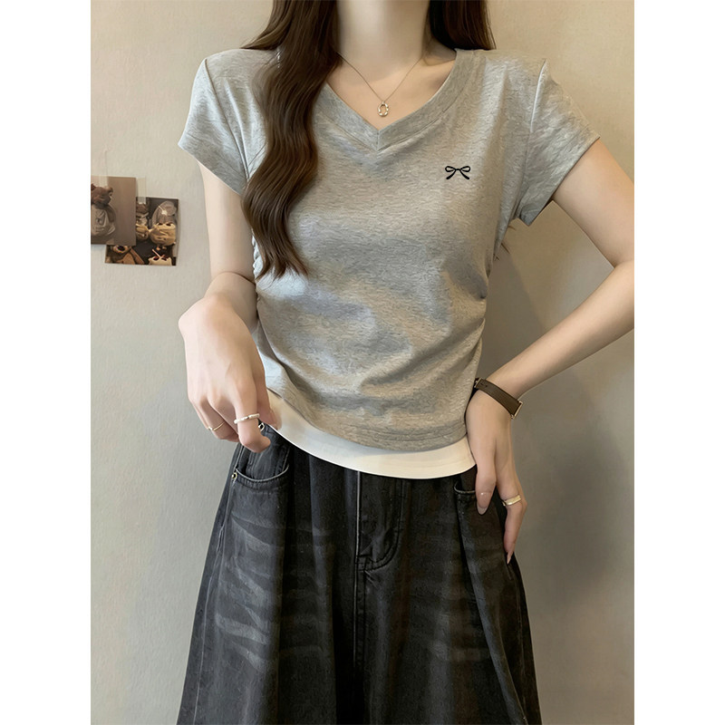 Slim-Fit, Stylish, Faux Two-Piece V-Neck Short-Sleeve T-Shirt, Summer 2026 New Model, Versatile for Daily Wear, Color-Blocking Top