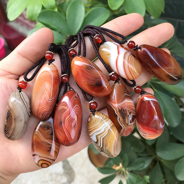 Natural Silk Agate Striped Pendant Pebble Rain Flower Stone Hand-Held Piece Raw Stone Polished Silk Agate Sweater Chain Natural Silk Agate Striped Pendant Pebble Rain Flower Stone Hand-Held Piece Raw Stone Polished Silk Agate Sweater Chain