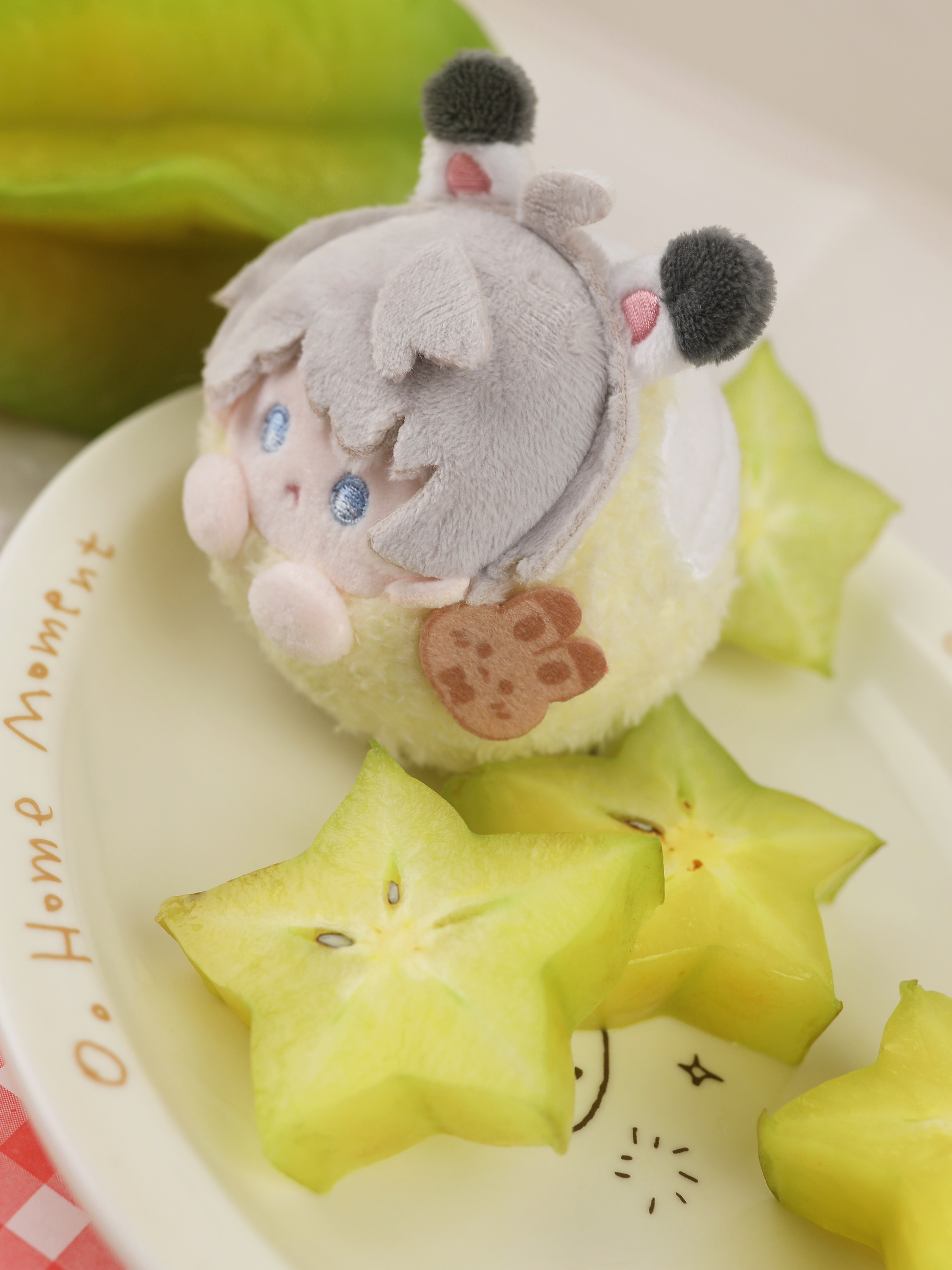 Love and Deepspace Fan-Made Magnetic Ice Cream Plush Charms