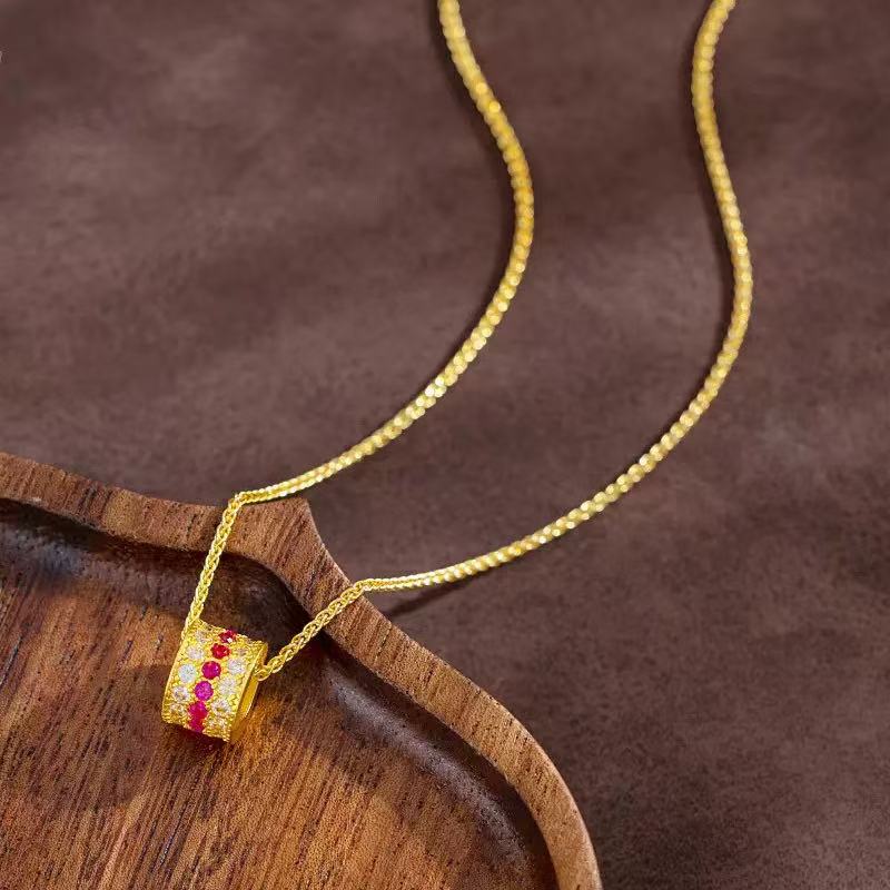 Early Autumn Benefits: Korean-Style Red Crushed Diamond Sand Gold Necklace 8.16 Early Autumn Benefits: Korean-Style Red Crushed Diamond Sand Gold Necklace 8.16