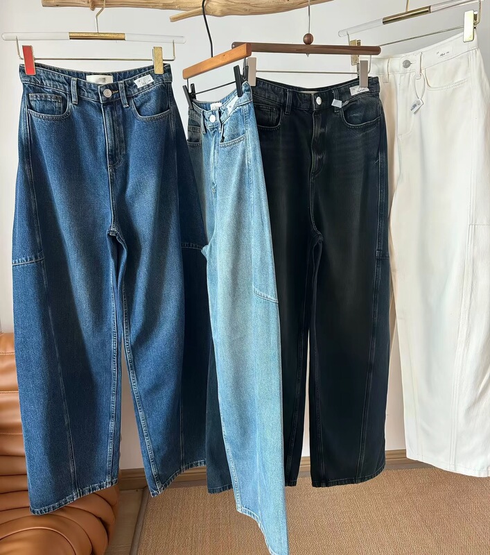 Women's High-Waisted Avant-Garde Light Deconstructed Split-Line Loose Arc-Shaped Cocoon Jeans Made with European Imported Fabric E15 Women's High-Waisted Avant-Garde Light Deconstructed Split-Line Loose Arc-Shaped Cocoon Jeans Made with European Imported Fabric E15