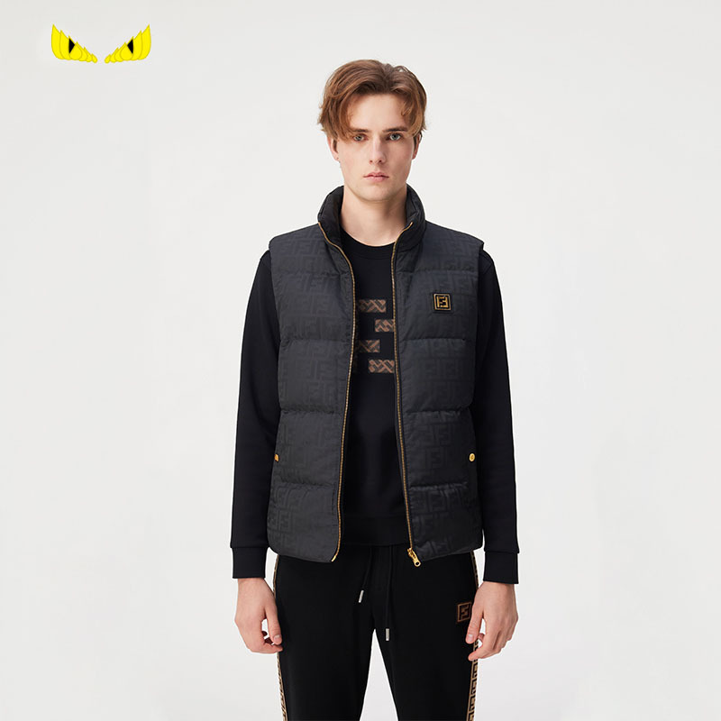 Langni Fendi Double-Sided Printed Stand-Up Collar down Vest for Men, Autumn and Winter Business Outerwear Sleeveless Vest Langni Fendi Double-Sided Printed Stand-Up Collar down Vest for Men, Autumn and Winter Business Outerwear Sleeveless Vest