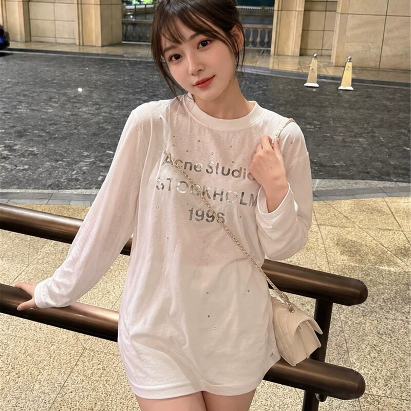 Early Autumn New Creative Letter Sequin Rhinestone Sun-Protective Long-Sleeve T-Shirt for Women, Loose and Lazy Style, Slightly Sheer Cover-Up Top, Trendy