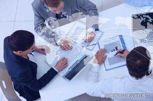网站开发工具与平台工具收费模式对比及成本参考指南
