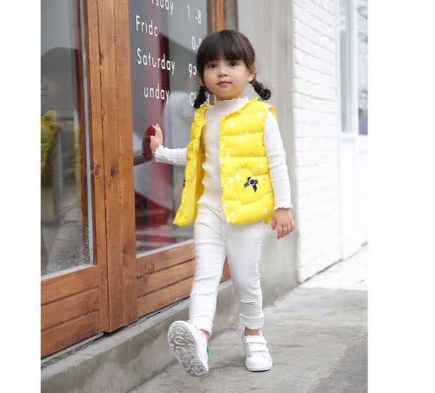 Áo trẻ em cotton cho bé gái 2 mùa thu và mùa đông 3 trẻ em mới vest bé dày 5 bé gái 1-9 tuổi mặc quần áo trẻ em nam