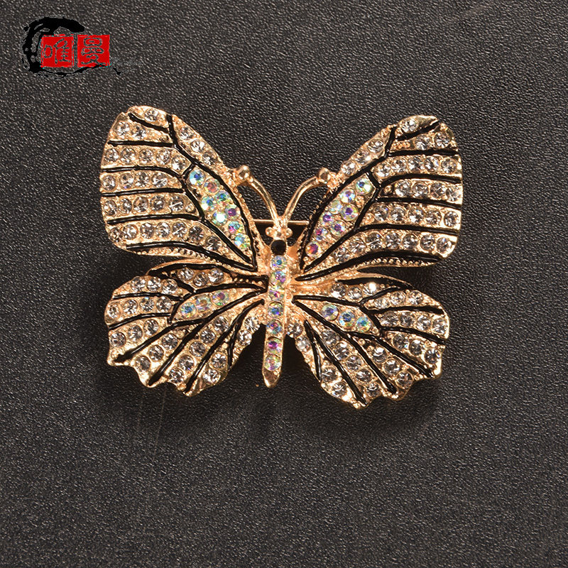 Butterfly Brooch Insect female section Anti-walk light neckline Pin Fixed Pressure Flap Clothing Accessories Fashion Personality Small Insignia