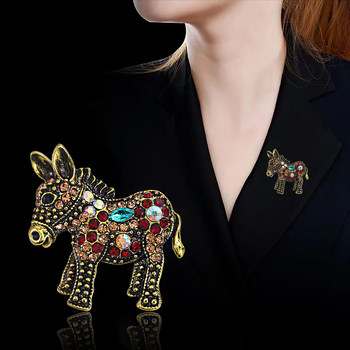 Exquisite Retro Little Donkey Brooch, Personalized and Creative Cartoon Animal Metal Rhinestone Jewelry Brooch, Clothing Accessories