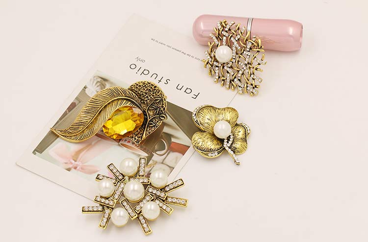 Châu Âu và Hoa Kỳ retro cá tính mới ngọc trai hoang dã động vật trâm cài áo khoác sườn xám đơn giản phụ kiện pin trâm cài áo hàn quốc
