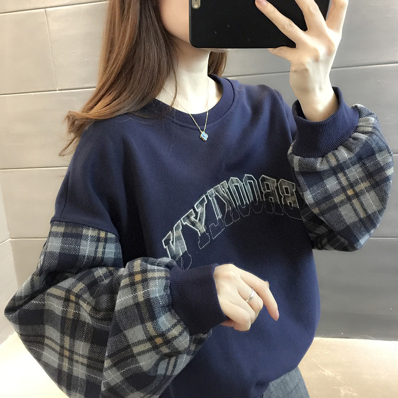 Tide brand 2022 autumn and winter new round neck plaid stitching fake two-piece sweater women's thickened loose super fire cec coat