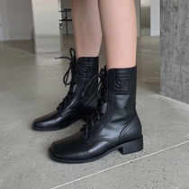 Thick-soled Martin boots female 2021 New lace-up locomotive short tube thick middle heel strap thick heel fashion Knight boots