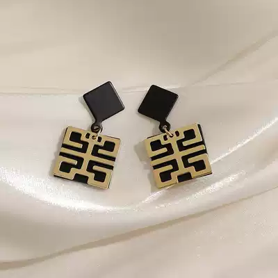 2020 new trendy earrings female net red temperament black drop earrings design sense niche earrings personality wild earrings