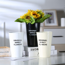 Simple modern iron small flower bucket home decoration flower arrangement bucket flower Flower bucket desktop storage flower Ware