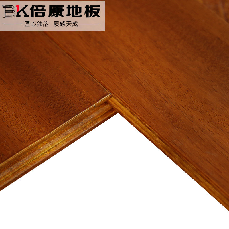 ����ʵľ�ذ�SM084