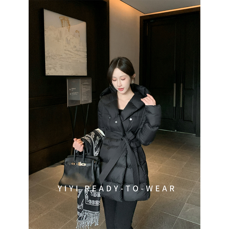 Yiyijia Petite [Light Feather Black Swan] Stunning Winter down Jacket for Women 2025 Black Mid-Length Outerwear