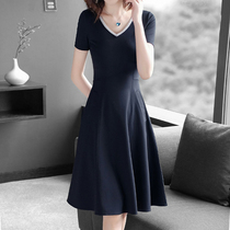 Mapping * Hong Kong light luxury slim slim waist women 2021 black medium length v collar dress summer